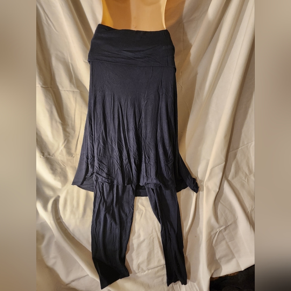 LEGACY WOMEN'S NAVY BLUE PANT/SKIRT SIZE 2X